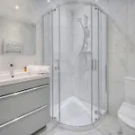 2 Chambres, Meynadier- Forvile A2b243 * Cannes